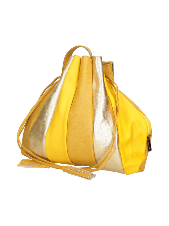 Nunzia Borsa a spalla da Donna in Vera Pelle