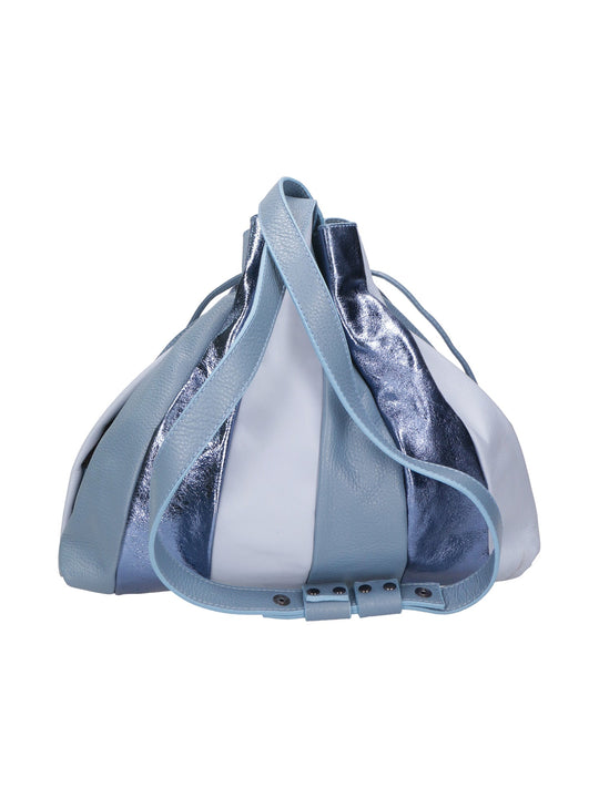 Nunzia Borsa a spalla da Donna in Vera Pelle